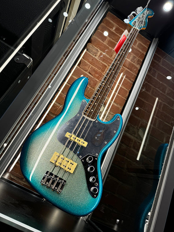 Fender Player Plus Blu DeTiger Jazz Bass Sky Burst Sparkle