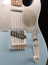 Fender Chrissie Hynde Telecaster Iced Blue Metallic