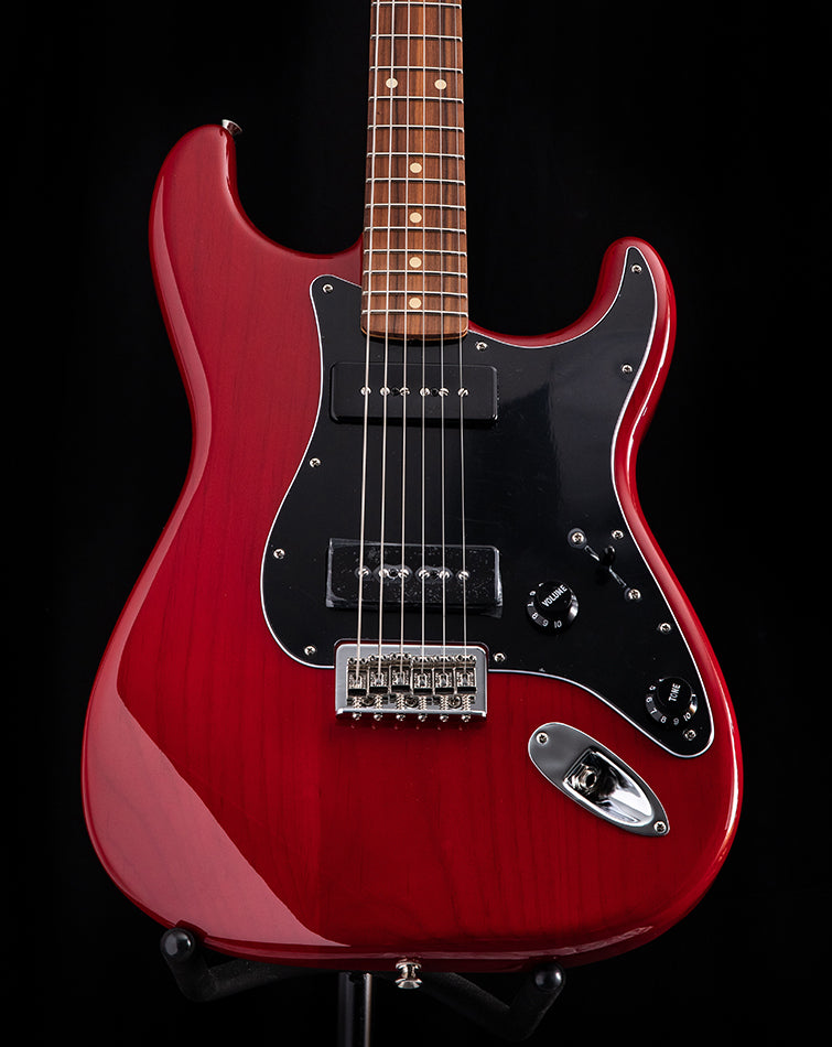 Fender Noventa Stratocaster Crimson Red