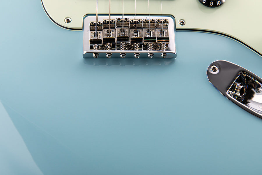 Fender Noventa Stratocaster Daphne Blue