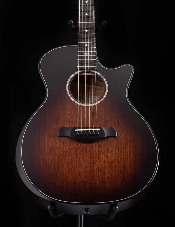 Taylor 324ce Builder's Edition Shaded Edgeburst