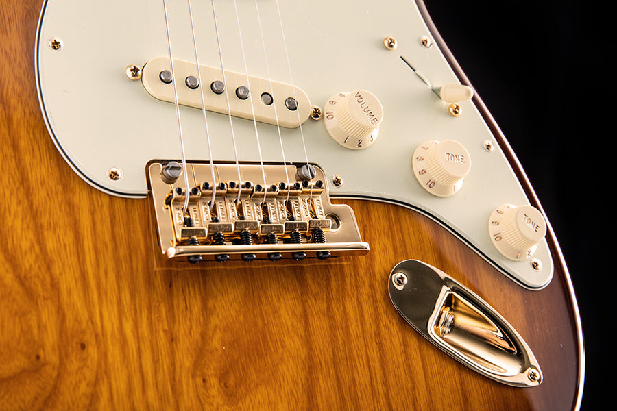 Fender 75th Anniversary Stratocaster 2 Color Bourbon Burst