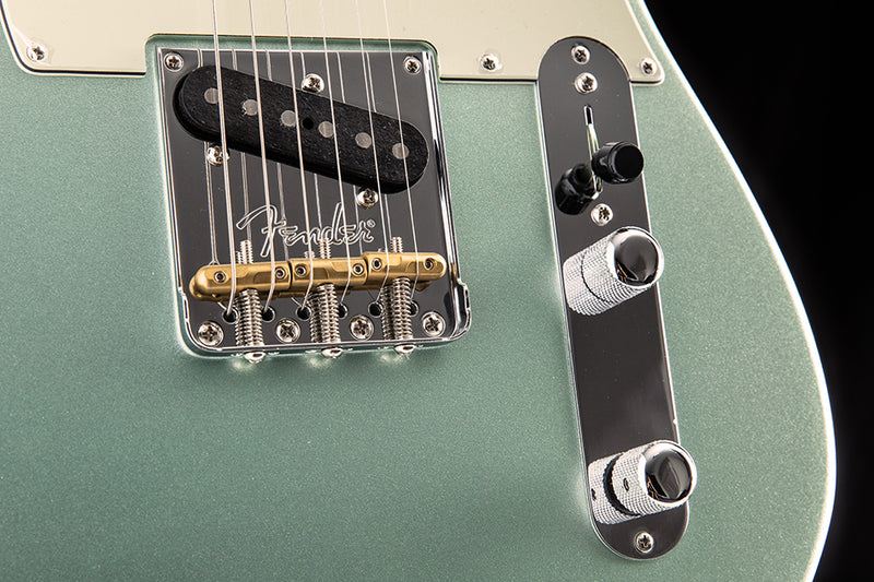 Fender American Professional II Telecaster Mystic Surf Green