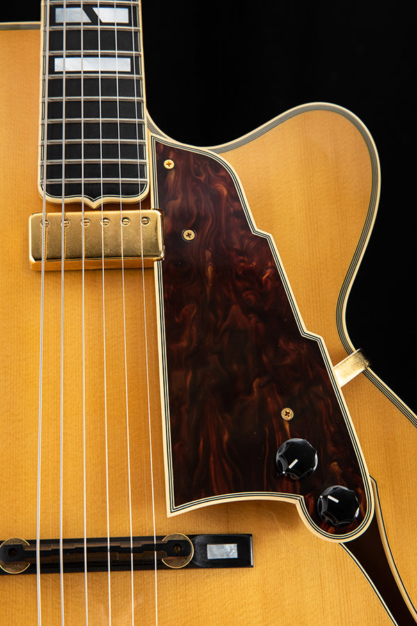 Used 2004 D'Angelico New Yorker NYL-2 Natural Jazz Guitar