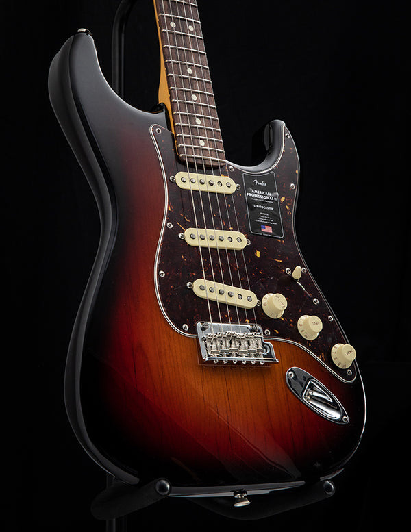 Fender American Professional II Stratocaster 3 Color Sunburst