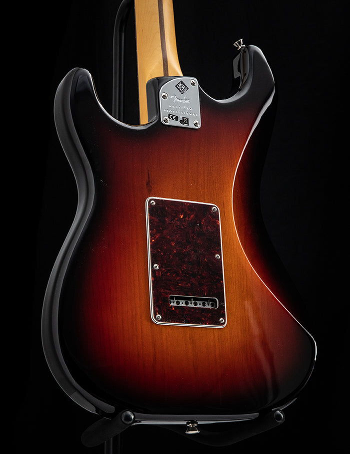 Pre-Owned Fender American Professional II, Stratocaster 3