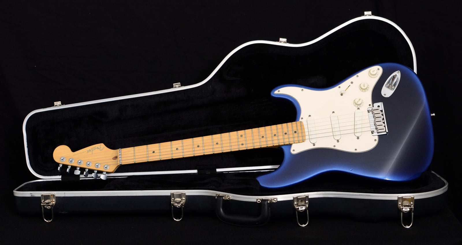 Used Fender American Stratocaster Plus Blue Burst Used Fender American Stratocaster Plus Blue Burst