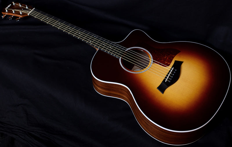 Taylor 214ce DLX Deluxe Sunburst-Brian's Guitars