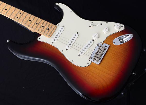 Used Fender American Standard Stratocaster 3 Tone Sunburst-Brian's Guitars