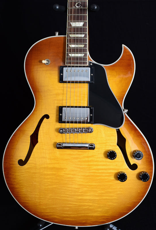 Used Gibson ES-137 Classic Sunburst-Brian's Guitars