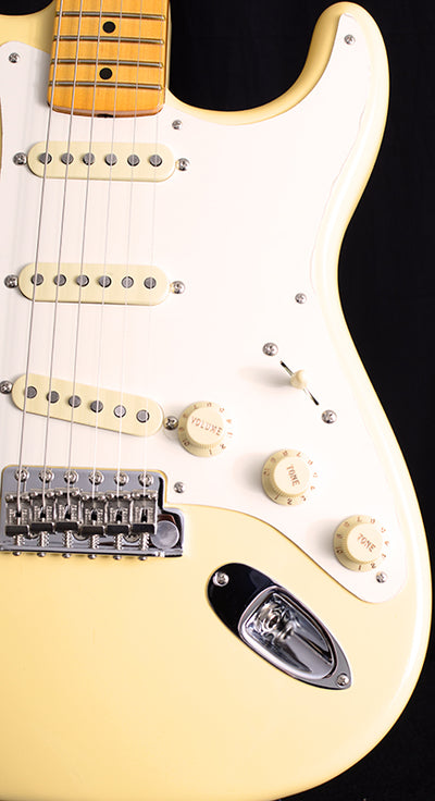 Fender Eric Johnson Thinline Stratocaster | Vintage White