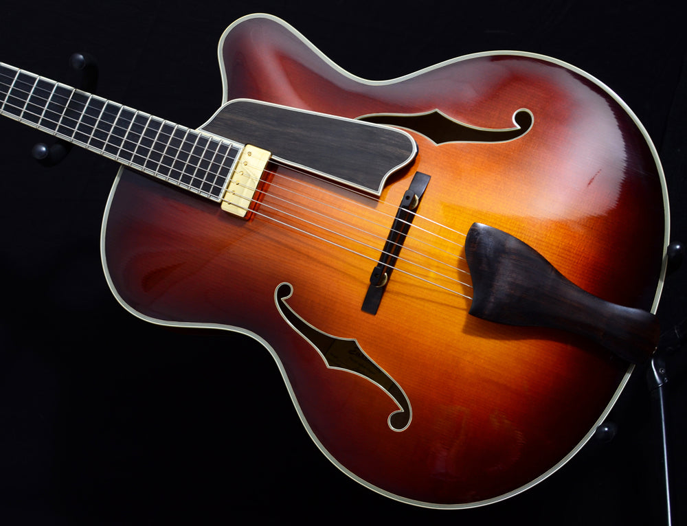 Used Eastman AR810CE Sunburst Archtop