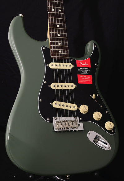 Fender AmericanProfessionalStratocaster® Fender American Professional Stratocaster Antique | Antique Fenders