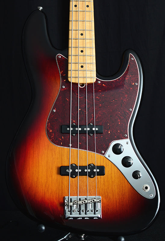 Used Fender American Standard Jazz Bass