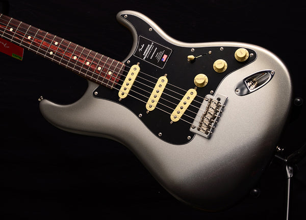 Fender American Professional II Stratocaster Mercury