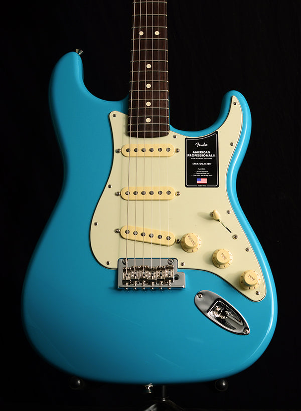 Fender American Professional II Stratocaster Miami Blue