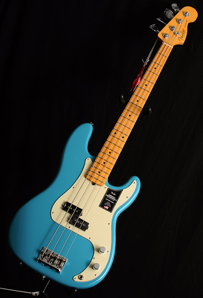 Fender American Professional II Precision Bass Miami Blue