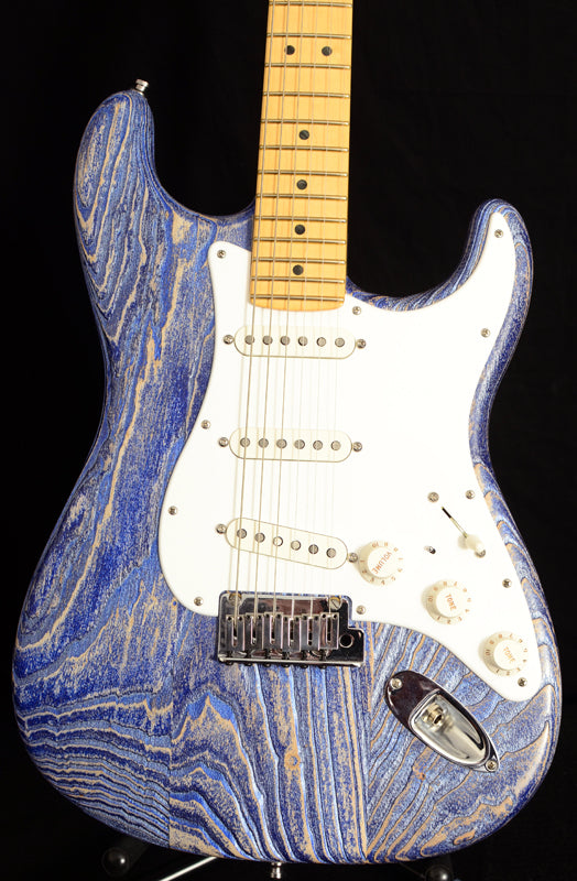 Used Fender American Deluxe Stratocaster Faded Blue Sandblasted Limited-Brian's Guitars