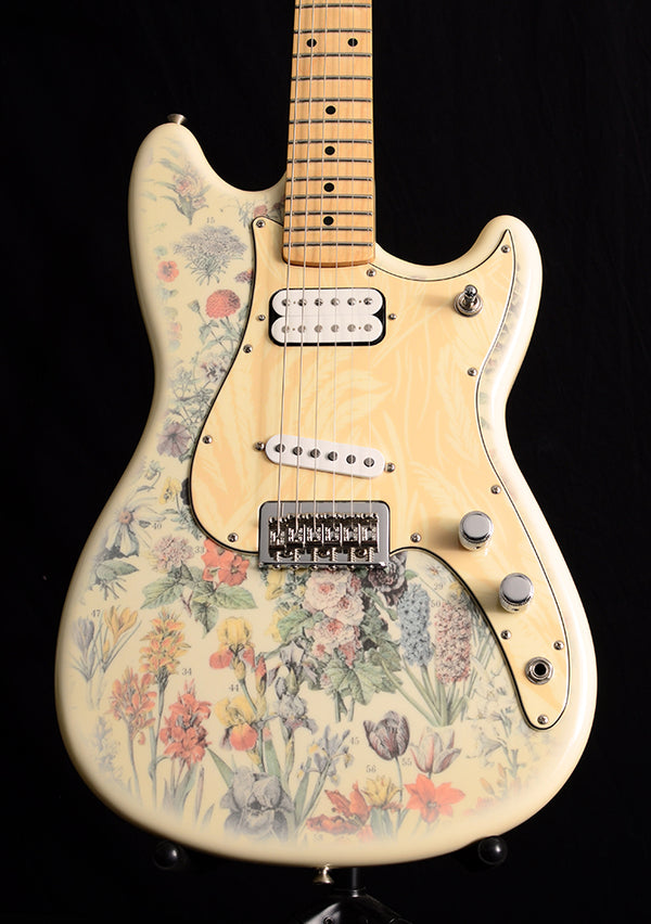 Fender Shawn Mendes Foundation Musicmaster Floral