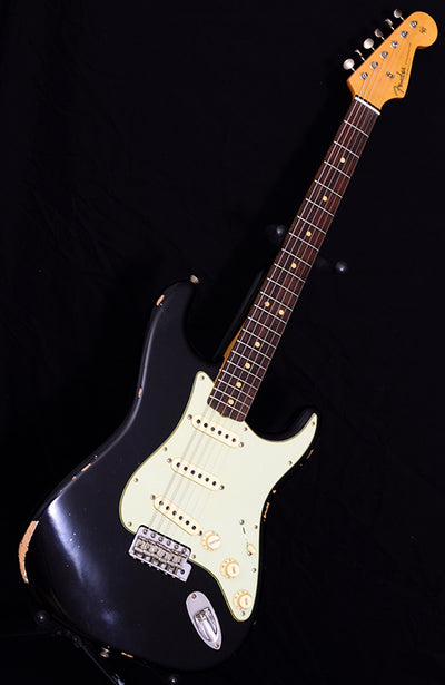 Fender Custom Shop 1963 Relic Stratocaster Black | Custom Shop Guitar