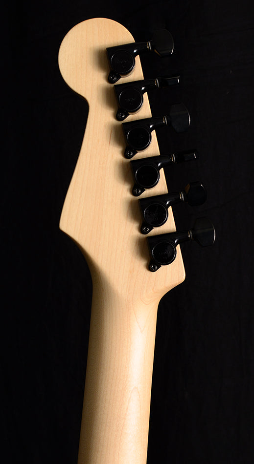Fender Boxer Series Stratocaster HH Inca Silver
