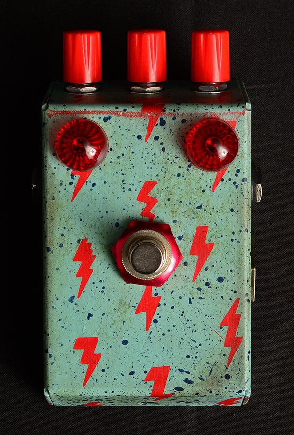 Beetronics Fat Bee Overdrive Red Bolts