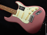 Fender Vintera '60s Modified Stratocaster in Burgundy Mist Metallic