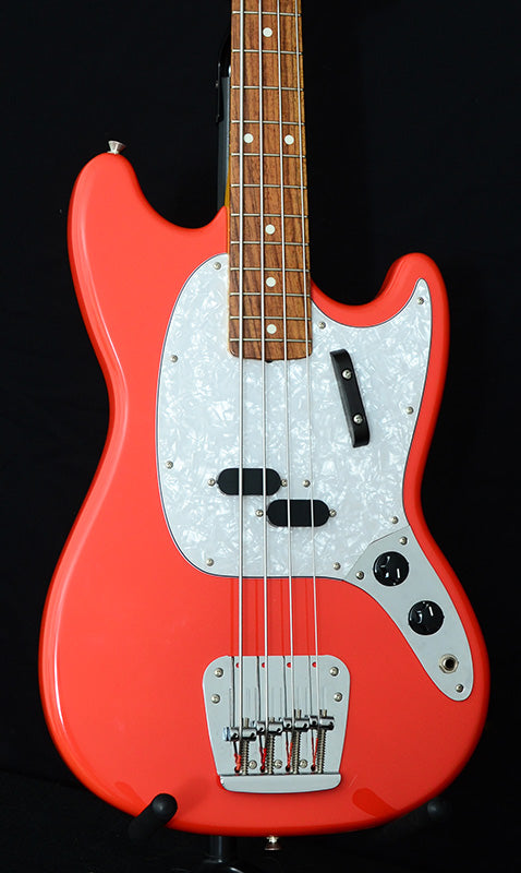 Used Fender Mustang Bass Fiesta Red CIJ-Brian's Guitars