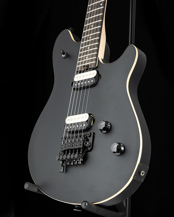 EVH-Wolfgang-SpecialBlack-
