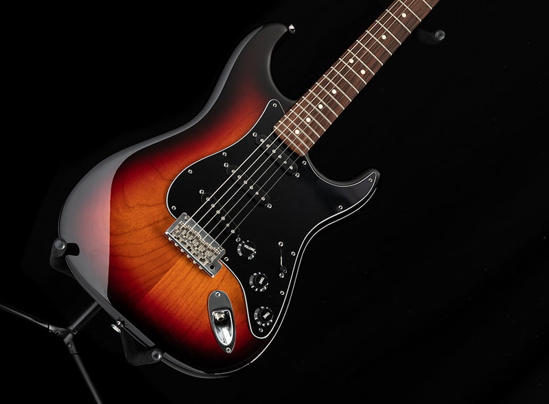 tobacco sunburst strat black pickguard Best color for : r/Stratocaster Fade Chocolate 2 Tobacco Sunburst Electric Guitar With