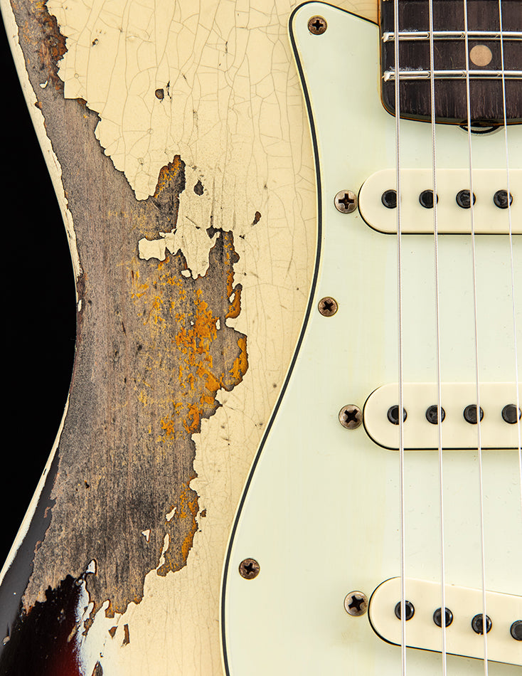Fender Custom Shop 1959 Stratocaster Super Heavy Relic Aged Vintage White Over 3 Tone Sunburst