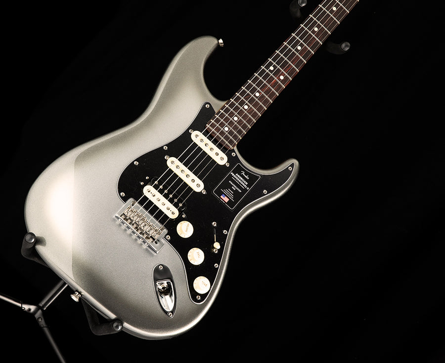 FenderAmProIIHSSStratMercuryUS