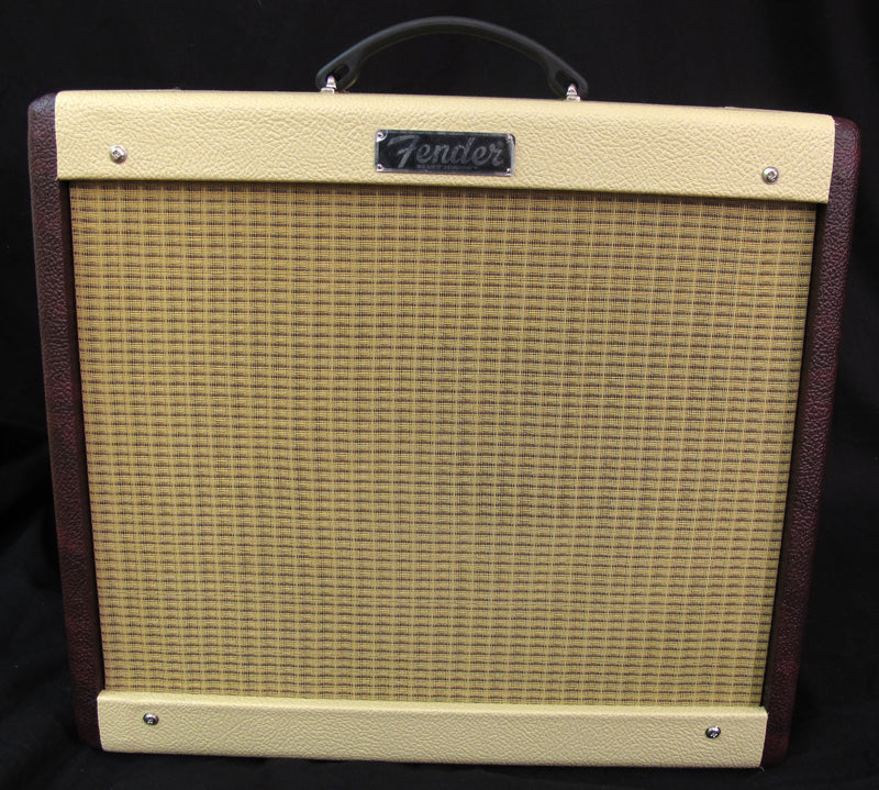 Used Fender Blues Junior III Limited Creamy Wine 