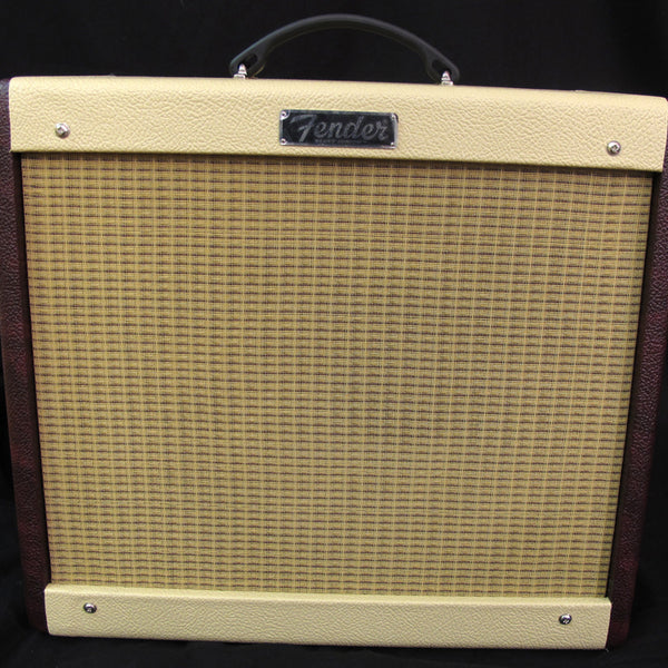 Used Fender Blues Junior III Limited Creamy Wine