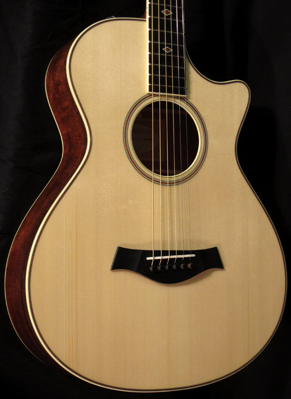 Taylor 2012 Fall Limited 12 Fret GCe Quilted Sapele acoustic guitar.