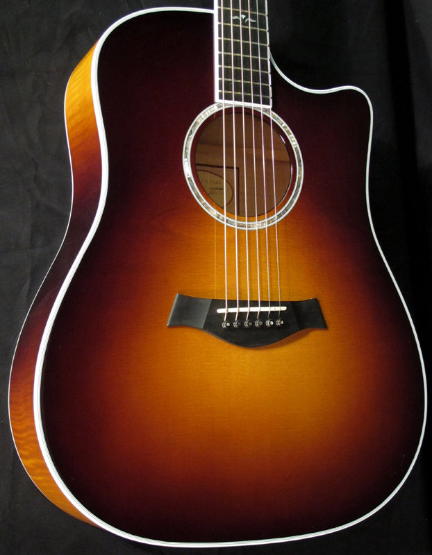 Used Taylor 610CE Honeyburst-Brian's Guitars