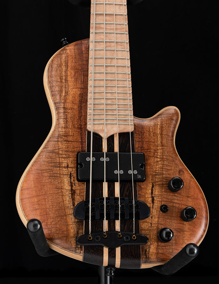 MAYONES Cali 4【国内入荷極少】【ヘッドフォンアウト搭載】 Mayones-Cali-4-BassKoa-CALI431