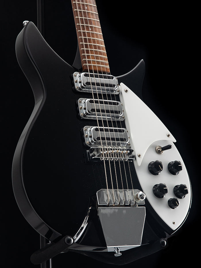 Rickenbacker-325C64-1716734-
