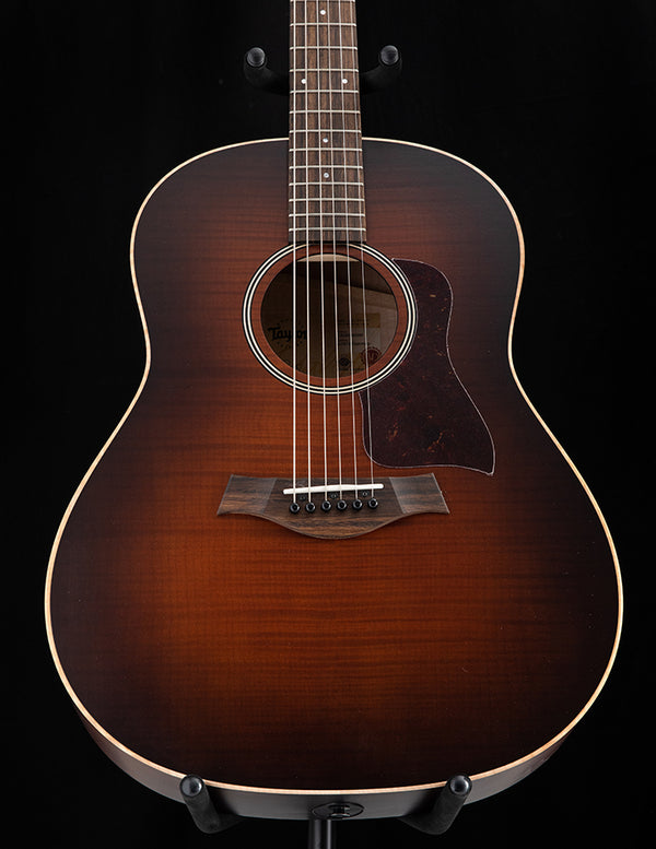 Taylor American Dream AD27e Flametop