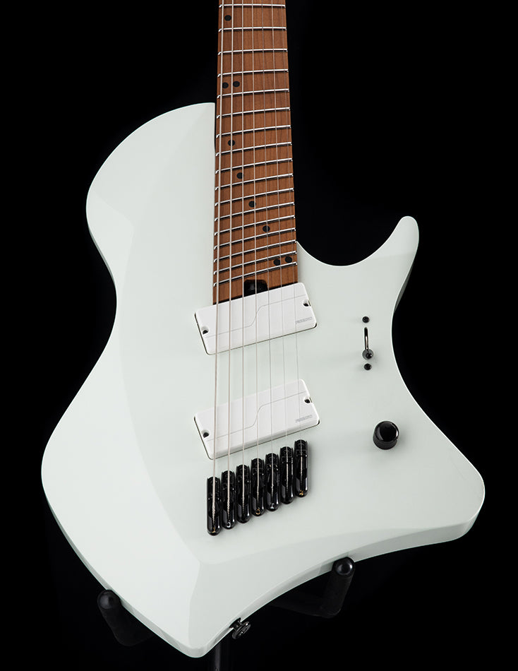 Used Abasi J Larada 7 Mint