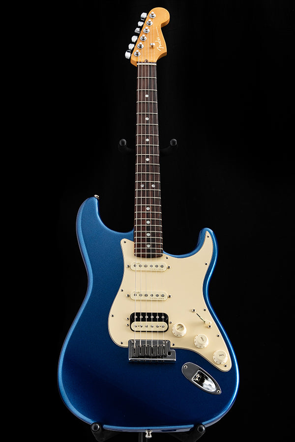 Fender American Ultra Stratocaster Cobra Blue | Blue Stratocaster