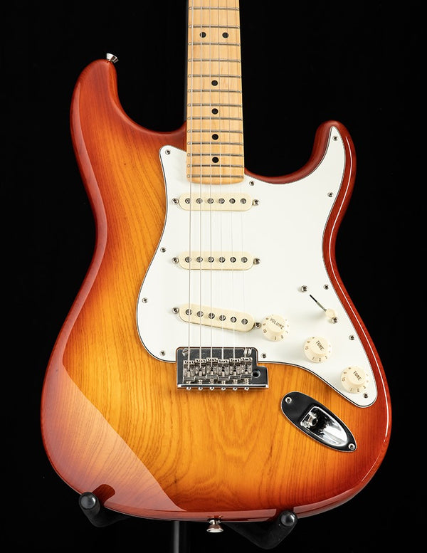 Used Fender American Professional Stratocaster Sienna Sunburst