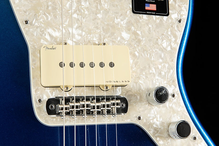 Fender American Ultra Jazzmaster - Cobra Blue with Maple