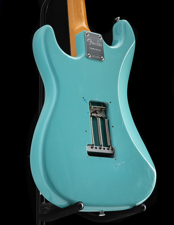 Used Fender Stratocaster '62 AVRI LE Tropical Turqoise